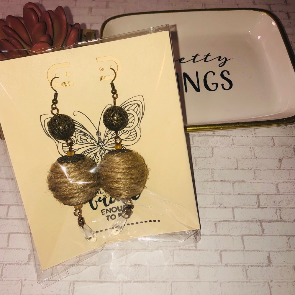 Jute earrings